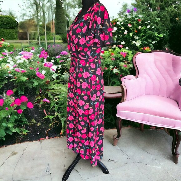 NWOT A COLLECTION XSP Floral Short Sleeve 2 Slit dress - Picture 2 of 7